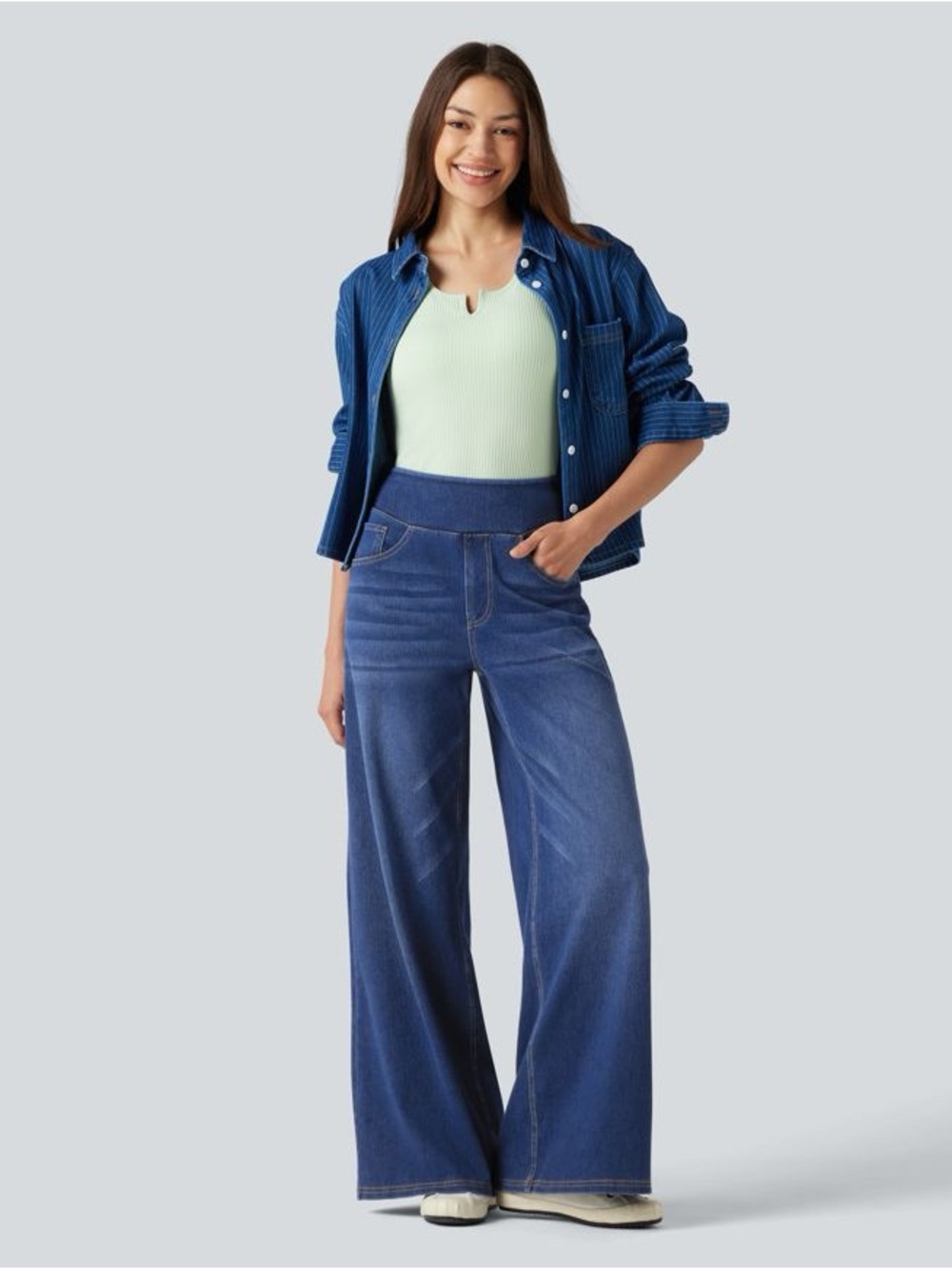 HALARA Wide-Leg High-Rise Jeans in Blue Denim